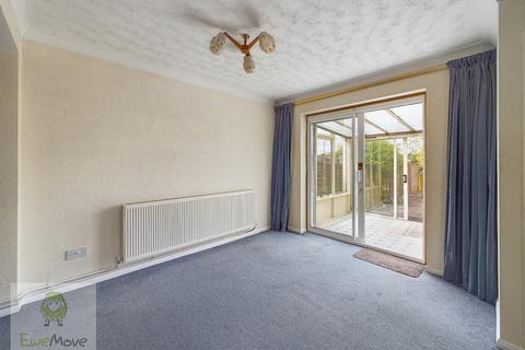 66 Brompton Farm Road, Strood, Rochester, ME2 3QY