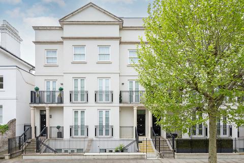 5 bedroom townhouse to rent, Entwistle Terrace, London, W6