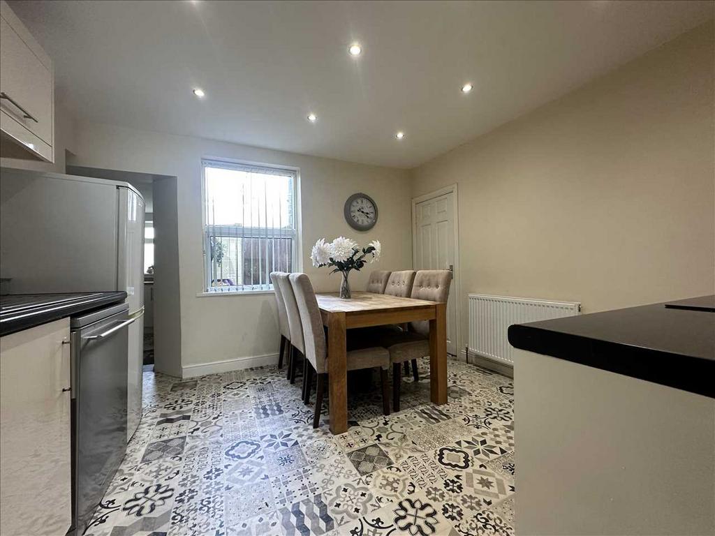 Dining Kitchen