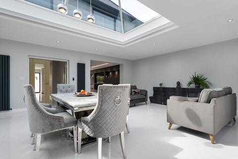 undefined, Derwent Avenue, London SW15