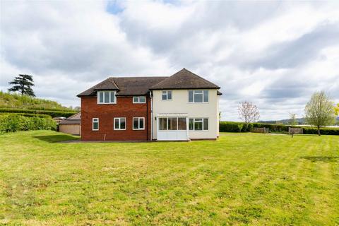 4 bedroom detached house to rent, Withington Marsh, Herefordshire