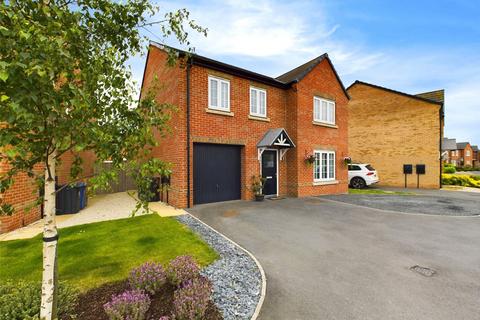 4 bedroom detached house for sale, Hewer Close, New Rossington, Doncaster, South Yorkshire, DN11