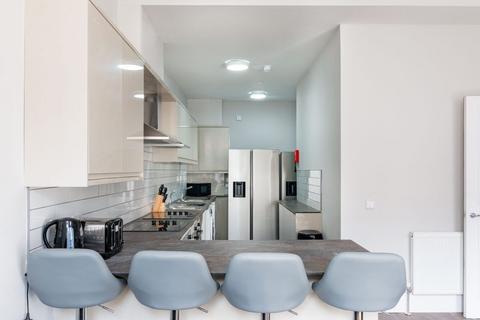 8 bedroom flat to rent, 101P – Haymarket Terrace, Edinburgh, EH12 5LA