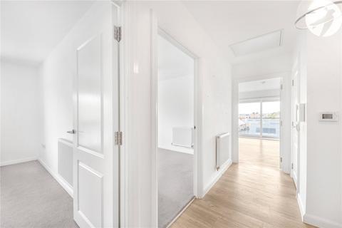 137 Havelock Drive, Greenhithe, DA9 9XT