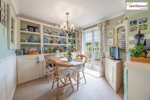 40 Beechcroft Road, Bushey, WD23 2JU
