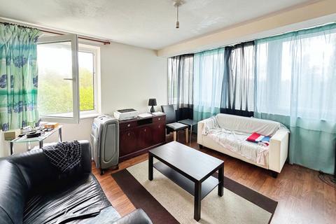 1 bedroom flat to rent, Kersal Way, Salford M7