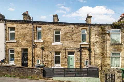 3 bedroom terraced house for sale, Slant Gate, Linthwaite, Huddersfield, West Yorkshire, HD7