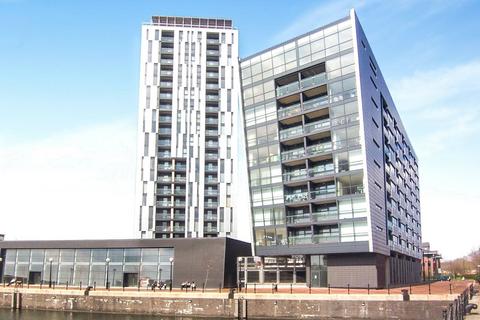 2 bedroom flat for sale, Millennium Tower, 250 The Quays, Salford Quays, M50