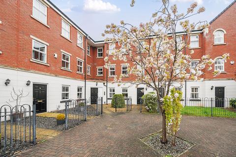 2 bedroom flat for sale, Mansion Gate Square, Chapel Allerton, Leeds, LS7