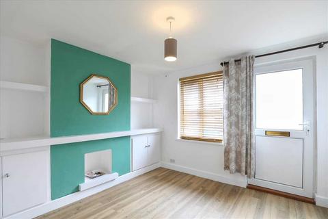 undefined, Finedon Street, Burton Latimer