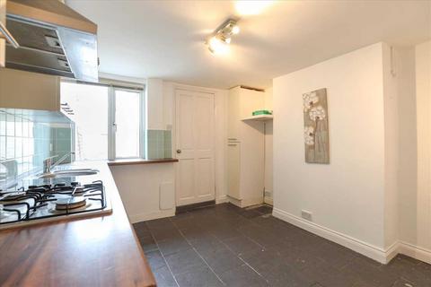 undefined, Finedon Street, Burton Latimer