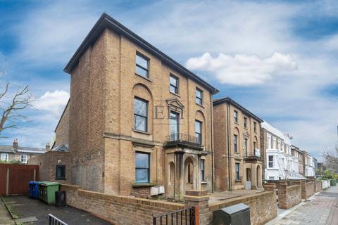 2 bedroom apartment to rent, Asylum Road, Peckham, SE15