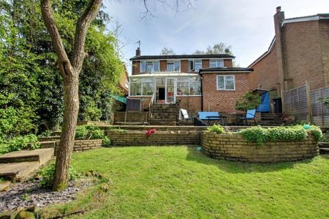 4 bedroom detached house for sale, Quarry Hill, Haywards Heath, RH16
