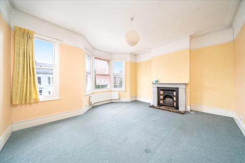 37 Lynton Road, London, NW6 6BE