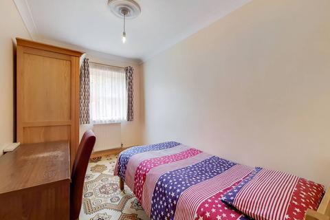 5 bedroom house to rent, Worthington Road, Surbiton, KT6
