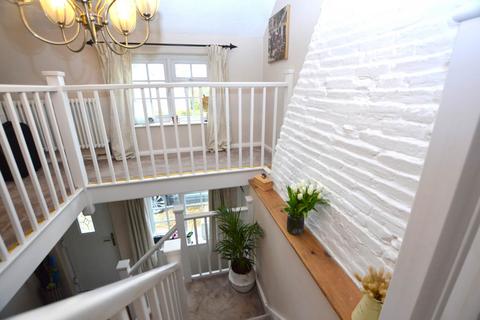 4 bedroom detached house for sale, Cuttons Corner, Norwich NR13