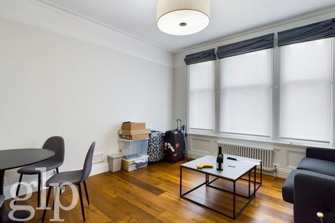 2 bedroom flat to rent, Ridgmount Gardens, London, Greater London, Bloomsbury, WC1E 7AU