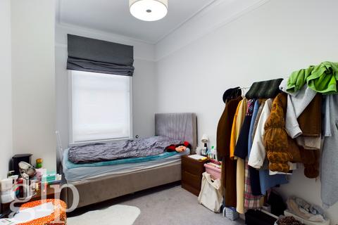 2 bedroom flat to rent, Ridgmount Gardens, London, Greater London, Bloomsbury, WC1E 7AU
