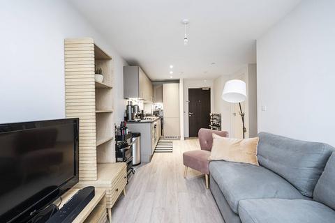 1 bedroom flat to rent, Skylark Point, Stoke Newington, London, N4