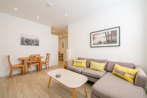 2 bedroom apartment for sale, Bury Fields, Guildford, GU2