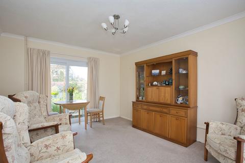 2 bedroom detached bungalow for sale, Lord Warden Avenue, Walmer, CT14