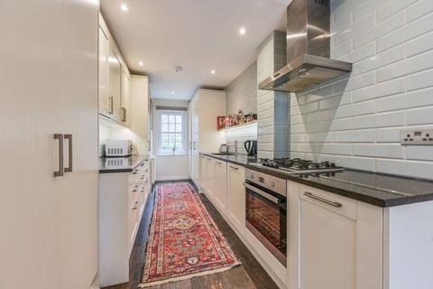 1 Bedser Close, London, SE11 5BE