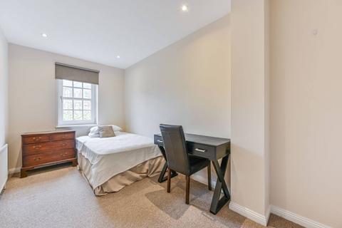 1 Bedser Close, London, SE11 5BE