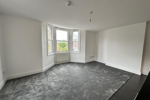 Studio to rent, Magdalen Road, Exeter EX2