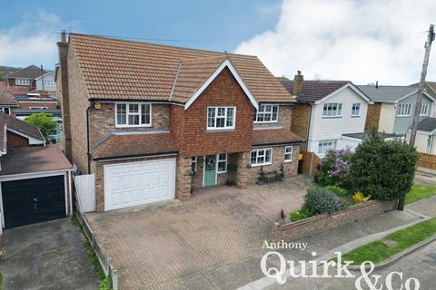 5 bedroom detached house for sale, Grafton Road, Canvey Island, SS8