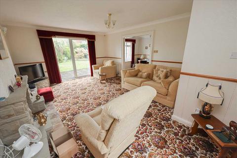 3 bedroom bungalow for sale, Malham Drive, Lincoln