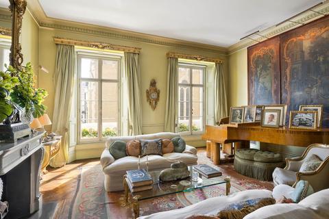 38 Chester Square, London, SW1W 9HT