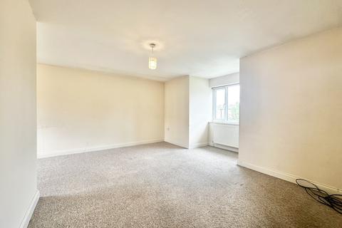 2 bedroom flat to rent, Flat 6, 99 Exning Road, Newmarket, Suffolk, CB8