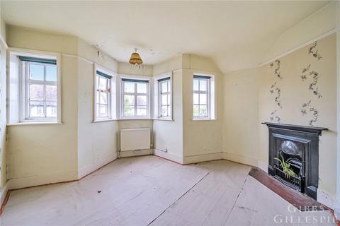 3 bedroom end of terrace house for sale, Ludlow Road, Ealing