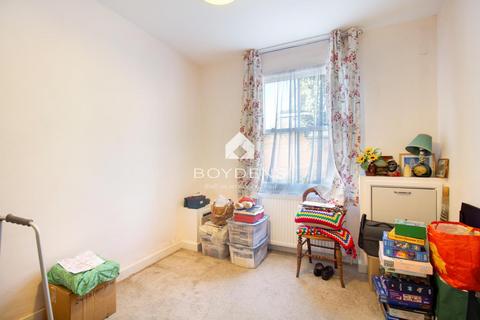 2 bedroom terraced house for sale, Hospital Road, Colchester CO3