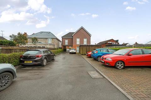 3, Marlborough Court Bath Road, Thatcham, RG18 3BD