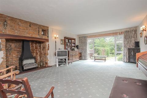 4 bedroom detached house for sale, East End, Hook Norton, Banbury, Oxfordshire, OX15