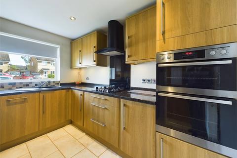 2 Claridge Close, Abbeydale, Gloucester, GL4 4AT