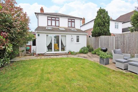 3 bedroom detached house for sale, Leigh Gardens, Andover, SP10