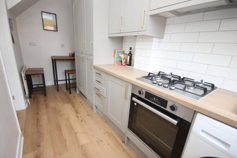 26 Chetnole Close, Canford Heath, Poole, BH17 8BE