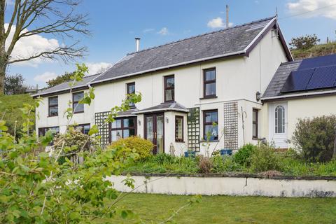 4 bedroom detached house for sale, Frondeg, Cribyn