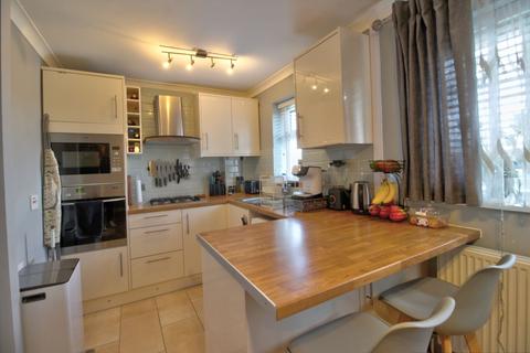 70 Blackbush Spring, Harlow, CM20 3DZ