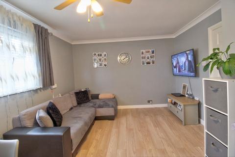 70 Blackbush Spring, Harlow, CM20 3DZ