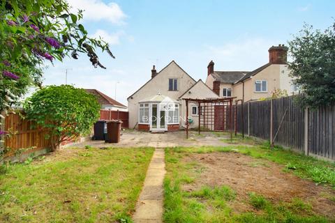 3 bedroom detached bungalow for sale, Mersea Road, Colchester CO2