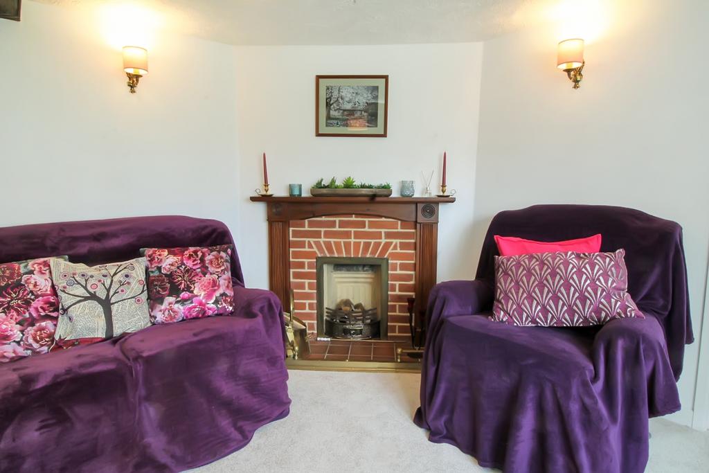 Shedfield, Hampshire 3 bed detached house for sale £650,000