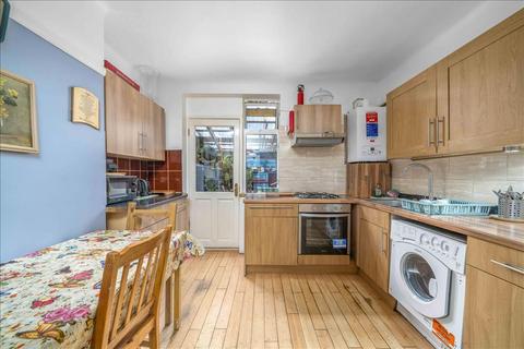 5 bedroom house for sale, Balnacraig Avenue, London, NW10