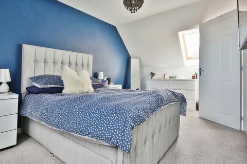 3 bedroom semi-detached house for sale, Grosvenor Road, Kingswood, Hull,  HU7 3DS