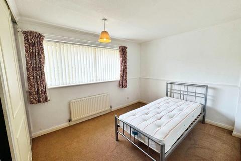 2 bedroom semi-detached house for sale, Hathersage Road, Hull, East Riding of Yorkshire, HU8 0EN