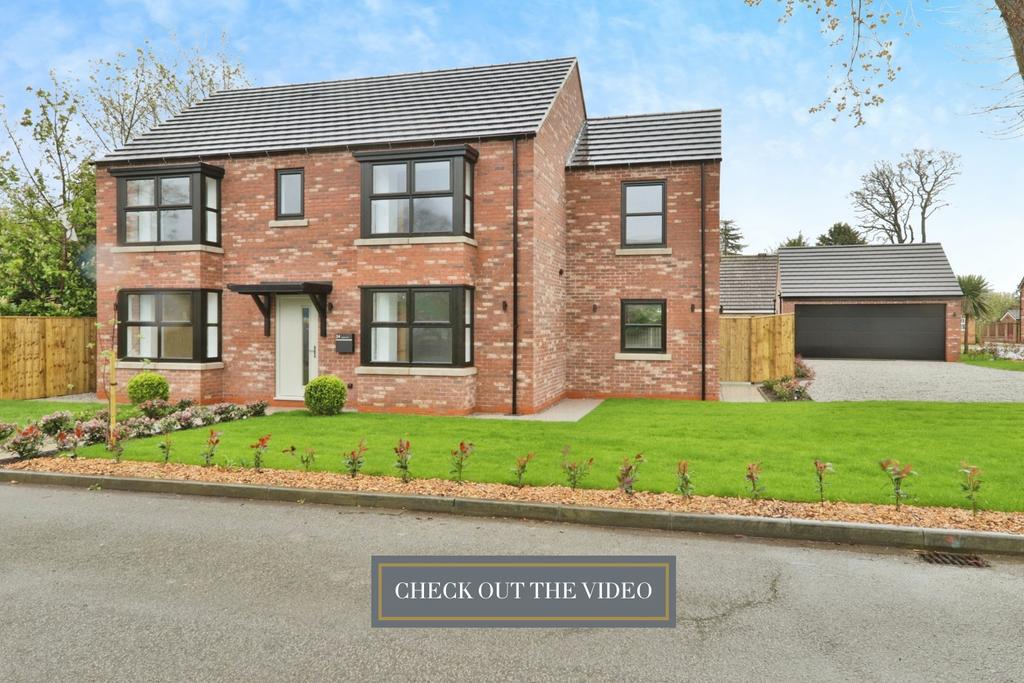 Longmans Lane, Cottingham, HU16 4EA 4 bed detached house for sale £