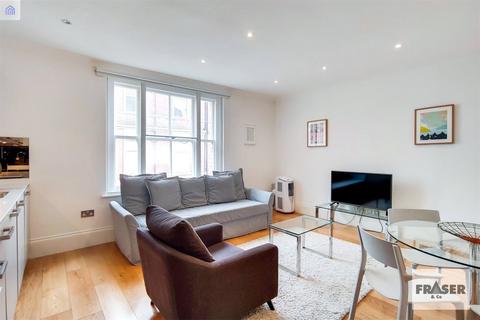 1 bedroom flat for sale, Soho, London W1D