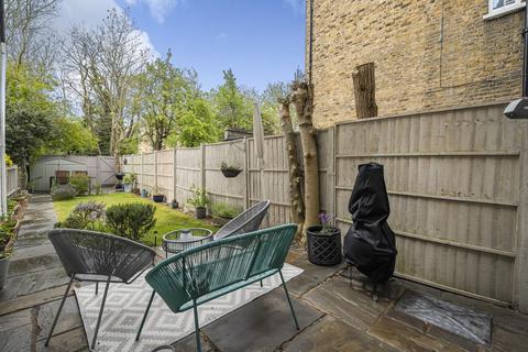 1 bedroom flat for sale, Montrell Road, Streatham Hill